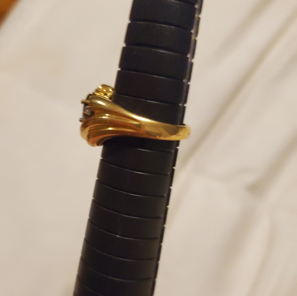 Karis Gold and crystal designer ring - Picture 7 of 9